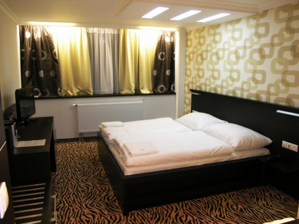 Hotel Druzba Michalovce Quarto foto